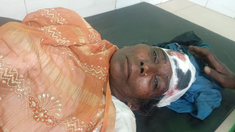 उझानी -अनियंत्रित रोडवेज ने सवारी भरे ई रिक्शा में मारी टक्कर आधा दर्जन सवारी घायल