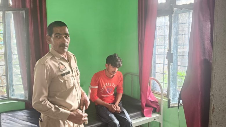 उझानी -उझानी पुलिस ने छ वर्षीय बालिका से छेड़छाड़ करने की कोशिस करने बाले अभियुक्त को गिरफ्तार कर जेल