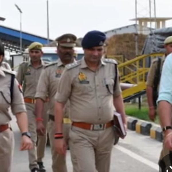 बदायूं: एच पी सी एल डबल मर्डर केस में प्रशासन का बड़ा एक्शन, आरोपी की 6 दुकानों पर चलेगा बुलडोजर